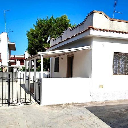 Villa Singola Amanda - 500M Dal Mare Pulsano Exterior photo